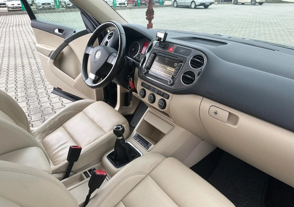Volkswagen Tiguan cena 32900 przebieg: 283000, rok produkcji 2009 z Płoty małe 154